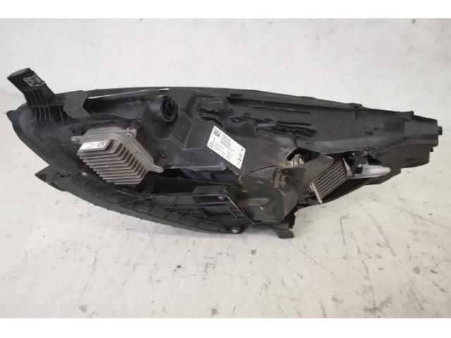 bontott TESLA 3 Jobb Ledes Fényszóró