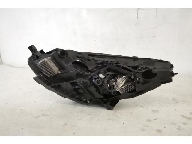 bontott TESLA 3 Jobb Ledes Fényszóró