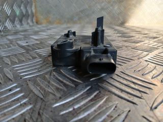 bontott TESLA 3 Komfort Elektronika