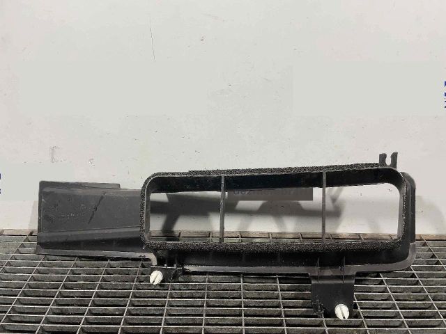 bontott TESLA 3 Légterelő