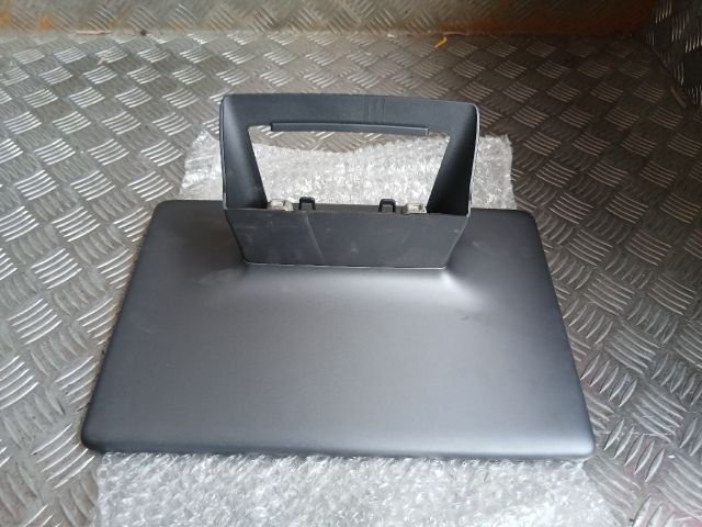 bontott TESLA 3 Multifunkciós Kijelző