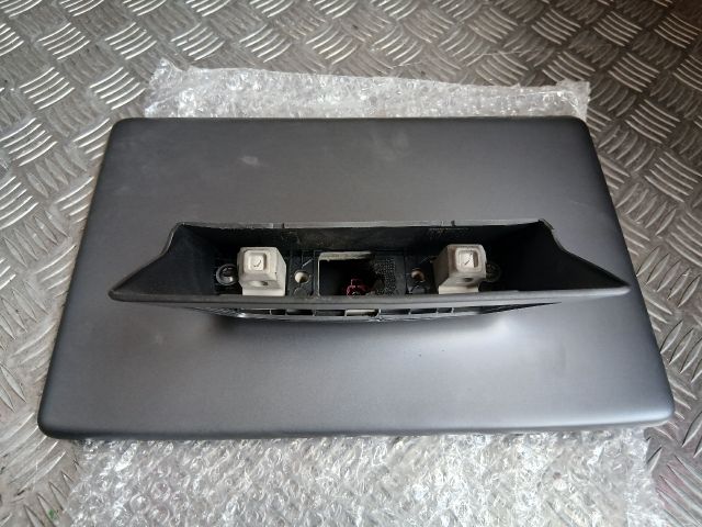 bontott TESLA 3 Multifunkciós Kijelző