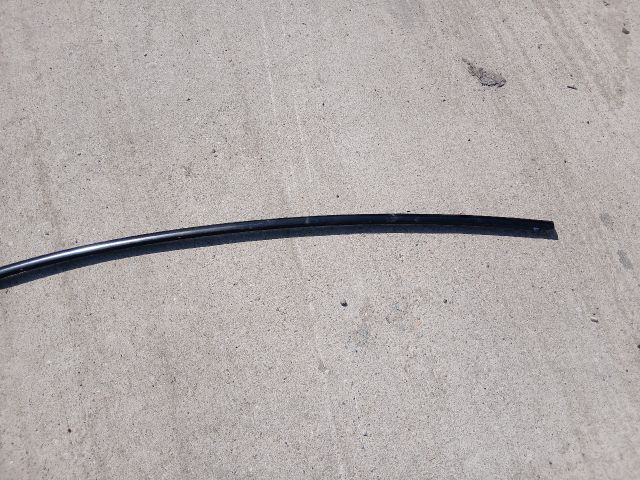 bontott TESLA 3 Tető Díszléc