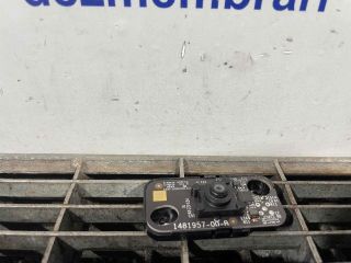 bontott TESLA 3 Tolatókamera