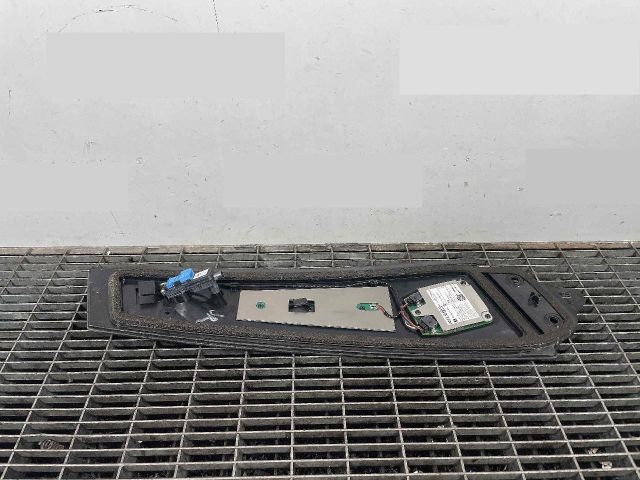 bontott TESLA 3 Tolatókamera