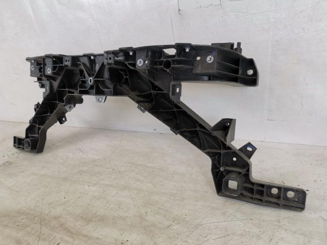 bontott TESLA 3 Vízhűtő Radiátor Tartó