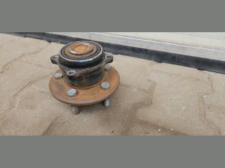 bontott TESLA MODEL S Bal első Kerékagy