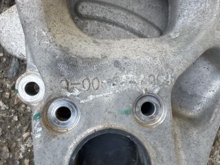 bontott TESLA MODEL S Jobb első Csonkállvány