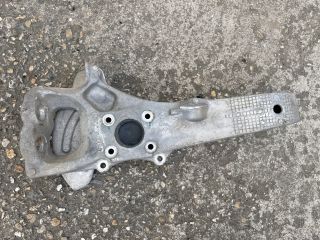 bontott TESLA MODEL S Jobb első Csonkállvány