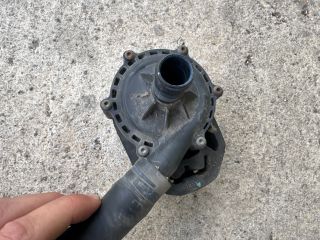 bontott TESLA MODEL S Vízpumpa