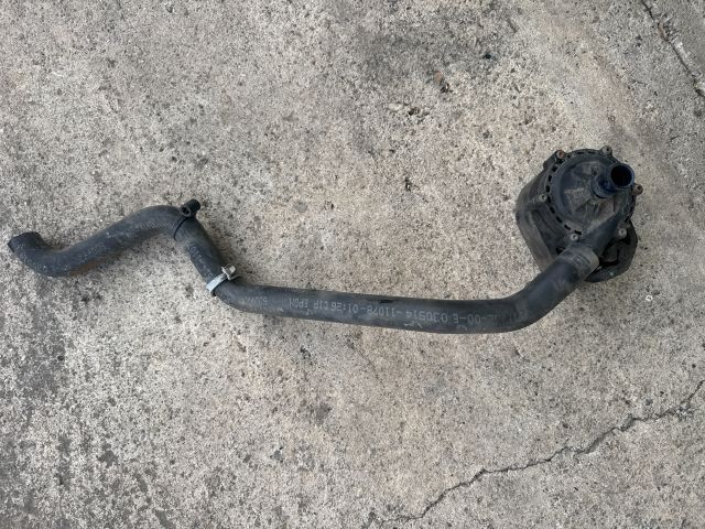 bontott TESLA MODEL S Vízpumpa