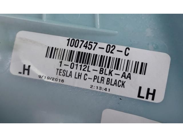 bontott TESLA MODEL S Bal C Oszlop Burkolat