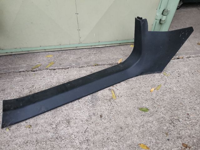 bontott TESLA MODEL S Bal első Belső Küszöb Burkolat