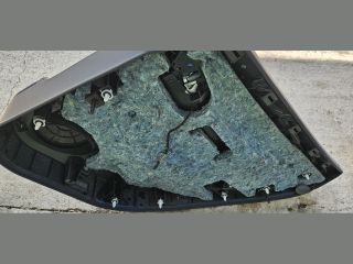 bontott TESLA MODEL S Bal hátsó Ajtó Kárpit