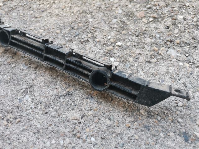 bontott TESLA MODEL S Bal hátsó Lökhárító Tartó (Műanyag)