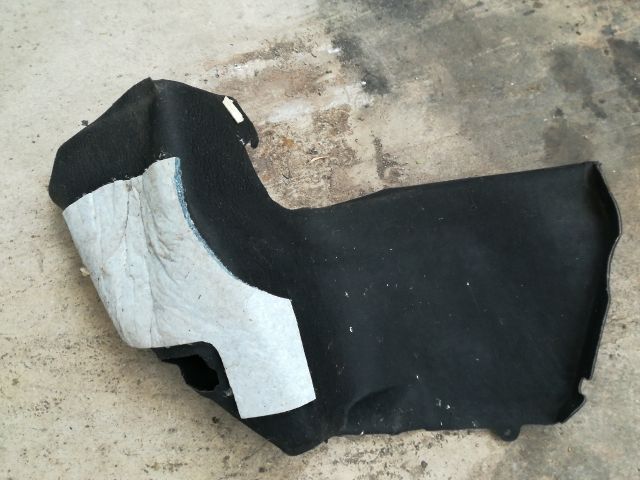 bontott TESLA MODEL S Csomagtér Kárpit