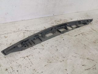 bontott TESLA MODEL S Csomagtérajtó Díszléc