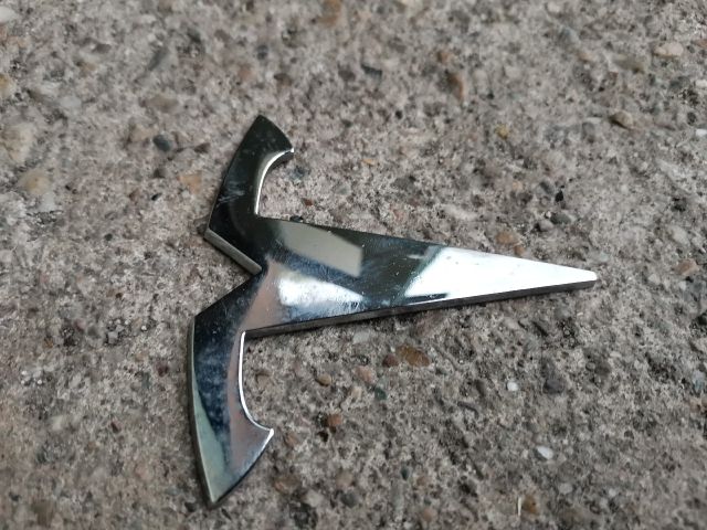 bontott TESLA MODEL S Első Embléma