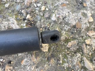 bontott TESLA MODEL S Gázrugós Kitámasztó Teleszkóp Csomagtérajtó Jobb