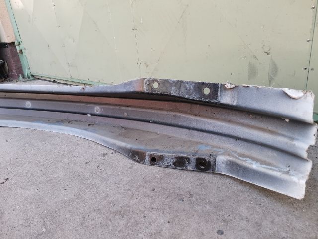 bontott TESLA MODEL S Hátsó Lökhárító Merevítő (Fém)