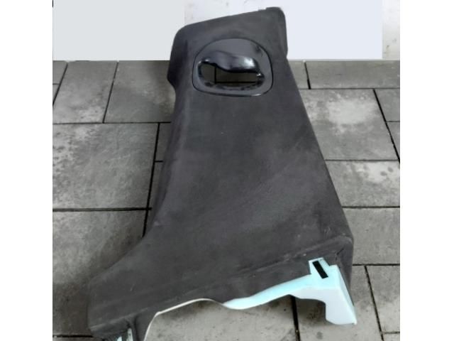 bontott TESLA MODEL S Jobb B Oszlop Burkolat