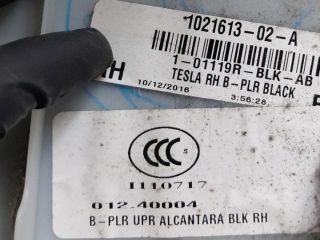 bontott TESLA MODEL S Jobb B Oszlop Burkolat