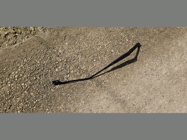 bontott TESLA MODEL S Jobb első Ablaktörlő Kar