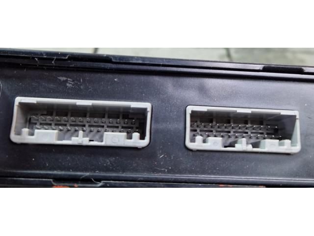 bontott TESLA MODEL S Jobb első Ajtó Vezérlőegység