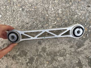 bontott TESLA MODEL S Jobb első Felső Hátsó Lengőkar