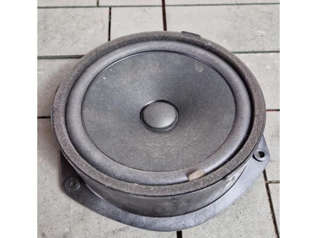 bontott TESLA MODEL S Jobb első Hangszóró