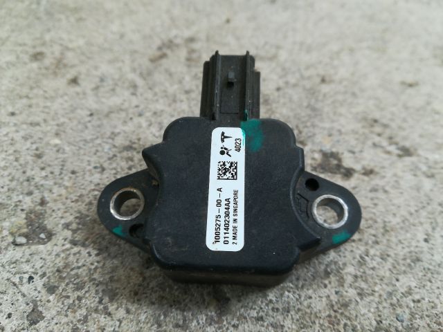 bontott TESLA MODEL S Jobb első Légzsák érzékelő