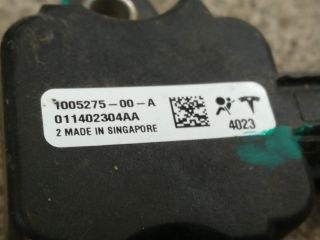 bontott TESLA MODEL S Jobb első Légzsák érzékelő