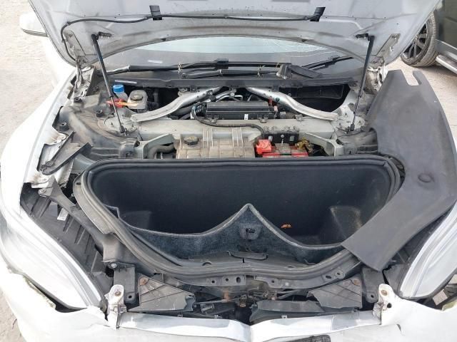 bontott TESLA MODEL S Jobb hátsó Ajtó (Üres lemez)