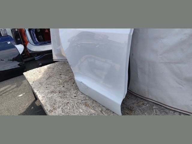 bontott TESLA MODEL S Jobb hátsó Ajtó (Üres lemez)