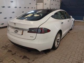 bontott TESLA MODEL S Jobb hátsó Ajtó (Üres lemez)
