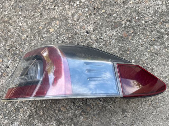 bontott TESLA MODEL S Jobb Hátsó Lámpa