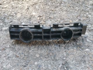 bontott TESLA MODEL S Jobb hátsó Lökhárító Tartó (Műanyag)