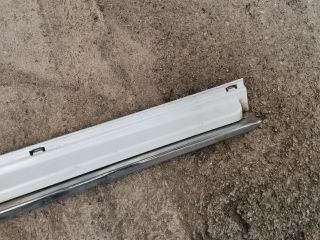 bontott TESLA MODEL S Jobb Küszöb