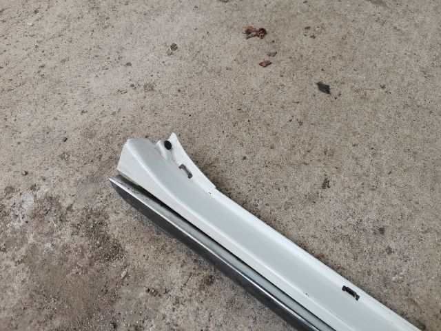 bontott TESLA MODEL S Jobb Küszöb