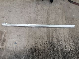 bontott TESLA MODEL S Jobb Küszöb