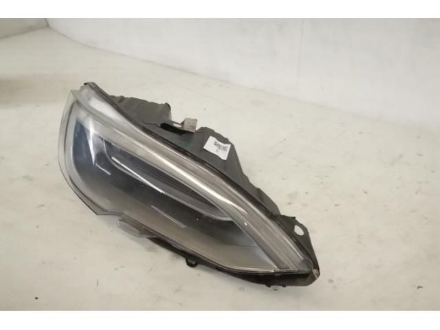 bontott TESLA MODEL S Jobb Ledes Fényszóró