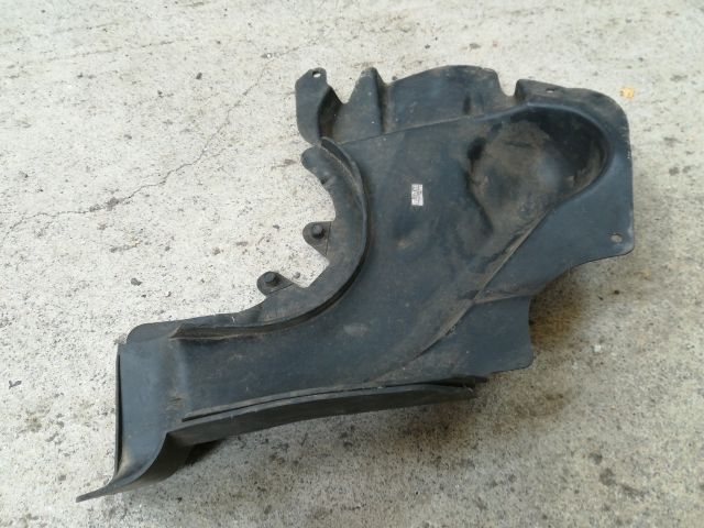 bontott TESLA MODEL S Kábelcsatorna Fedél