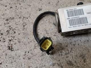 bontott TESLA MODEL S Klíma Tágulási Szelep