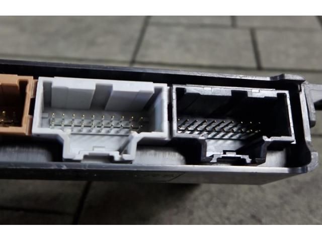 bontott TESLA MODEL S Komfort Elektronika