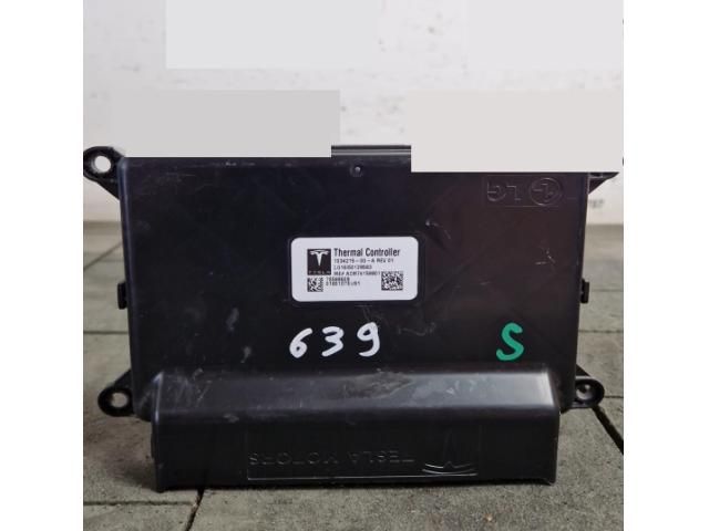 bontott TESLA MODEL S Komfort Elektronika