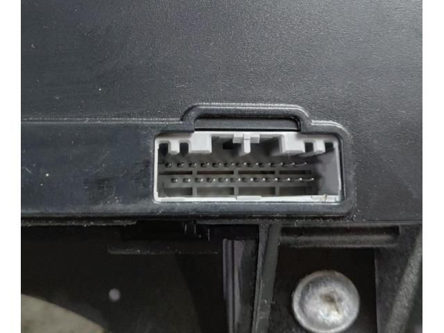 bontott TESLA MODEL S Komfort Elektronika