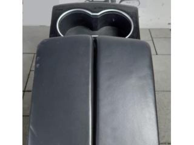 bontott TESLA MODEL S Könyöklő