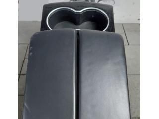 bontott TESLA MODEL S Könyöklő