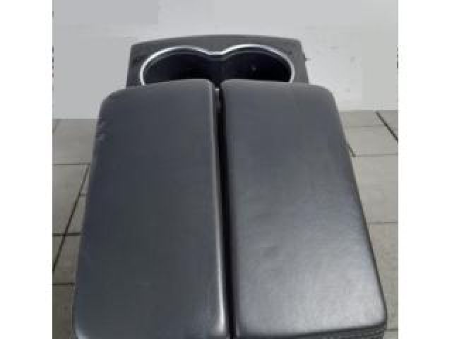 bontott TESLA MODEL S Könyöklő