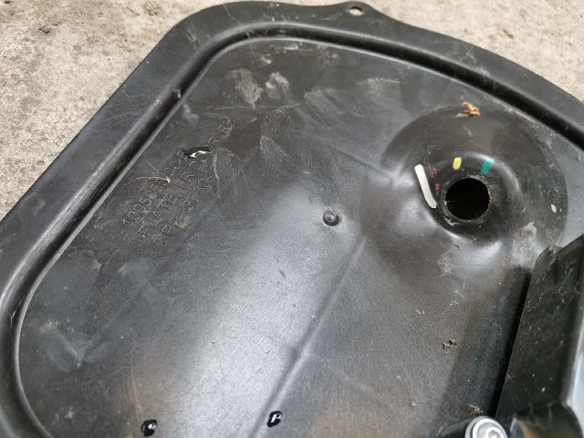 bontott TESLA MODEL S Központizár Elektronika